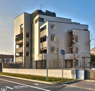 grande bilocale moderno lissone foto6