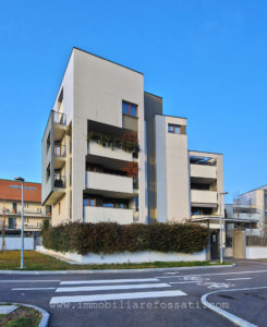grande bilocale moderno lissone foto2