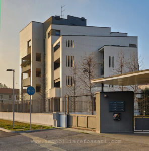 grande bilocale moderno lissone foto1
