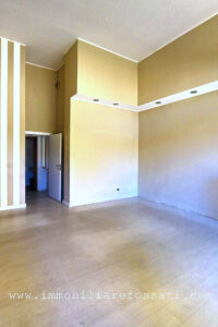 negozio centro storico lissone foto