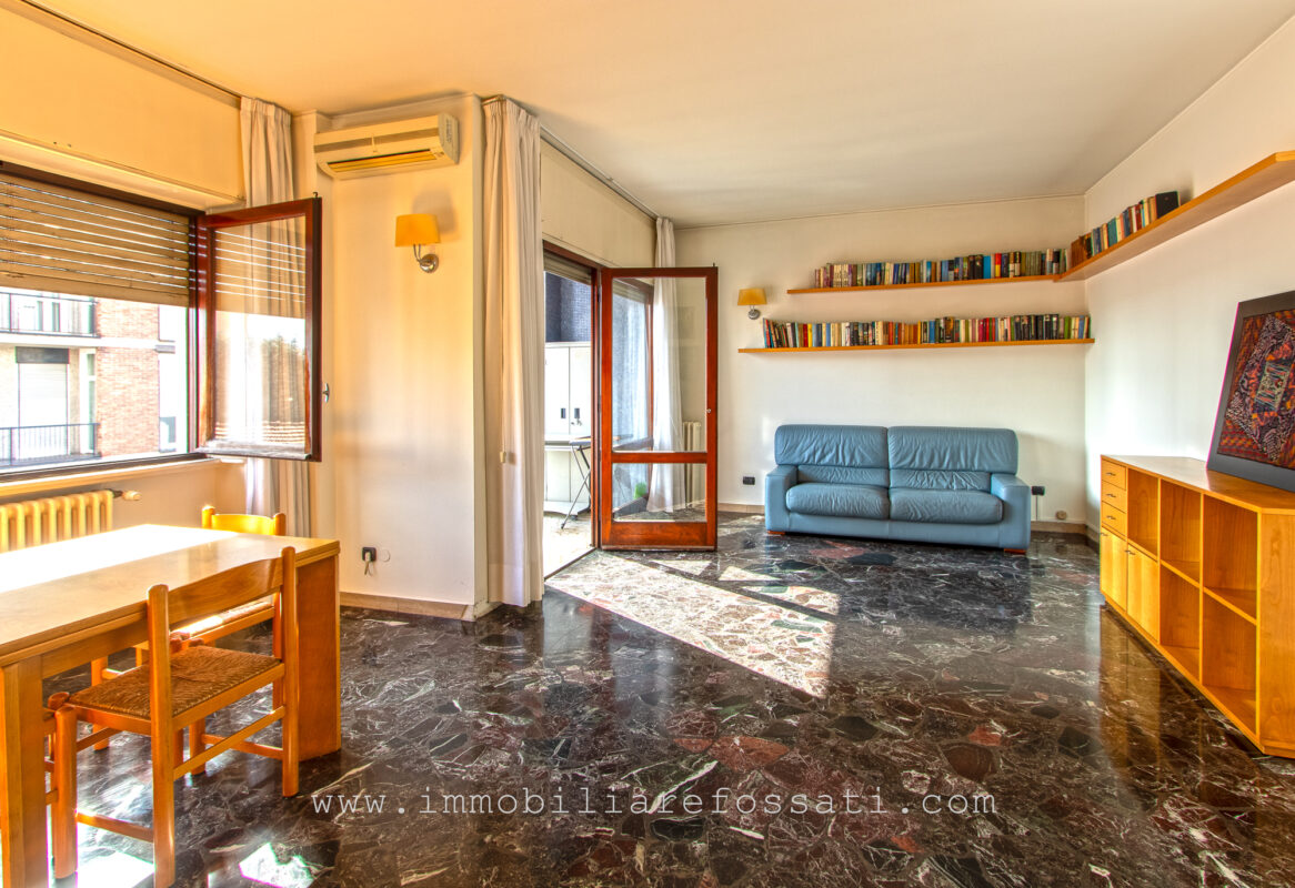 ampio appartamento centro liissone foto4