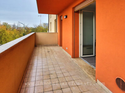 bilocale arredato terrazzo lissone foto5