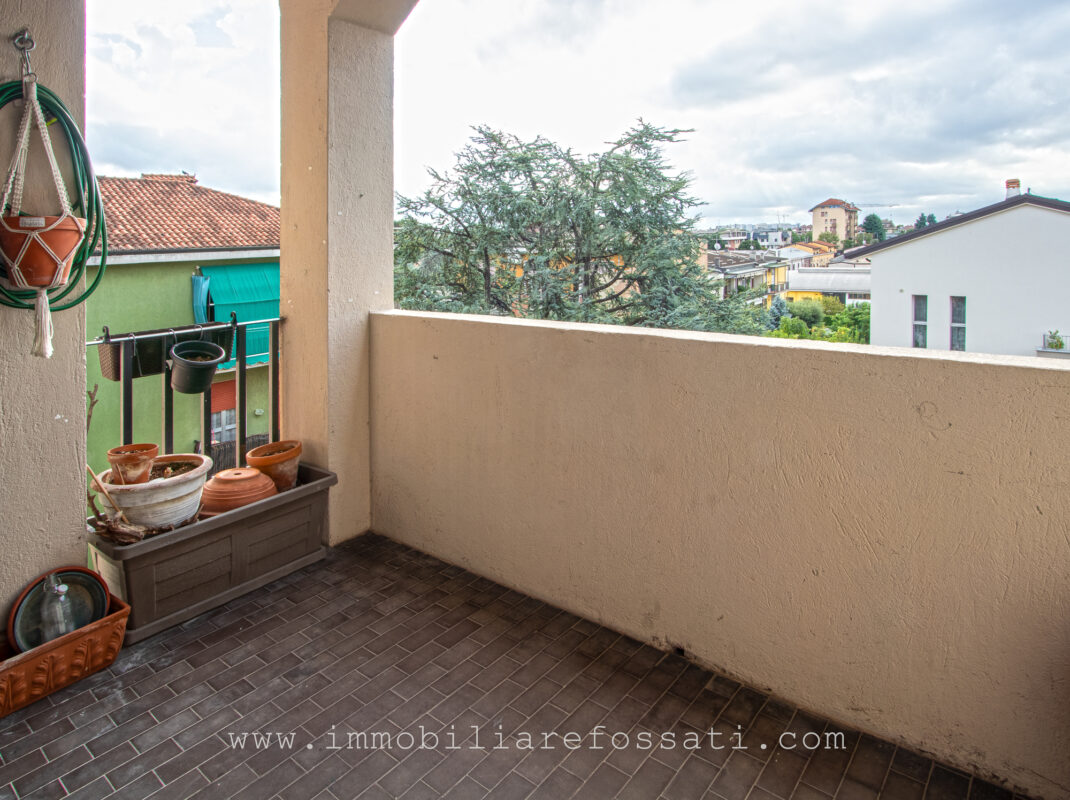 trilocale ristrutturato terrazzo lissone foto28