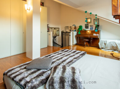 trilocale mansarda terrazzi lissone foto24